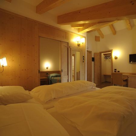 Hotel Ambiez Andalo Esterno foto